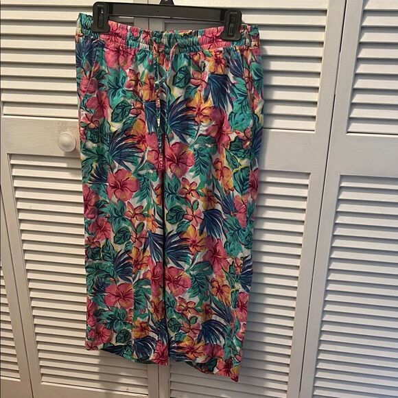 Unbranded Denim - #1135= Vibrant Floral Print Pants W/ Pockets